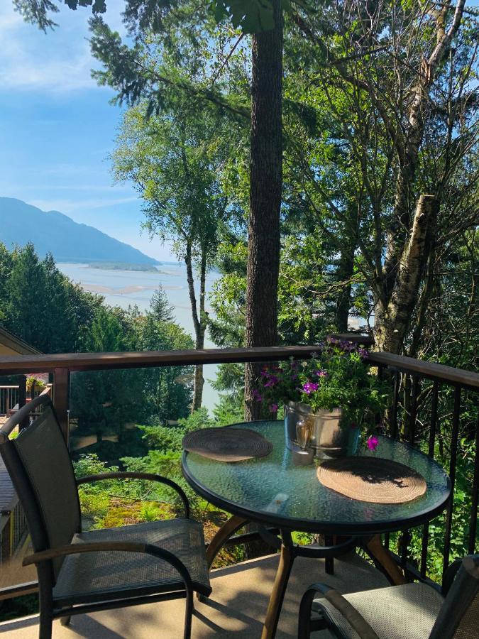 צ'יליוואק The Fraser River'S Edge B&B Lodge מראה חיצוני תמונה