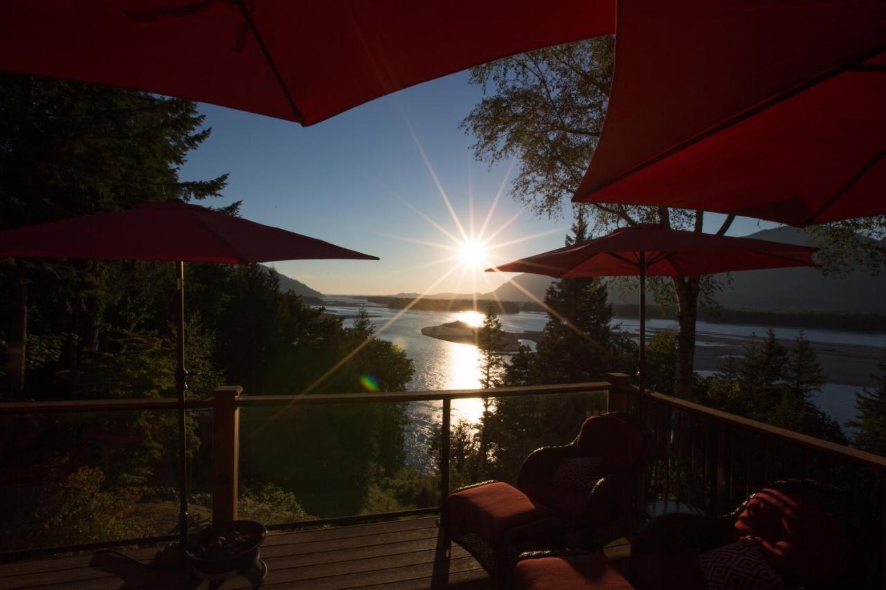 צ'יליוואק The Fraser River'S Edge B&B Lodge מראה חיצוני תמונה