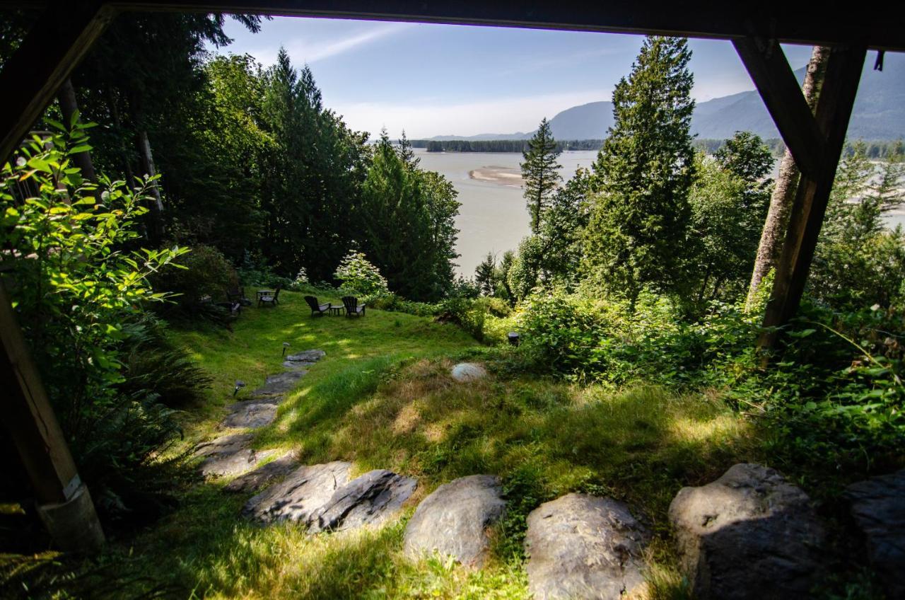 צ'יליוואק The Fraser River'S Edge B&B Lodge מראה חיצוני תמונה