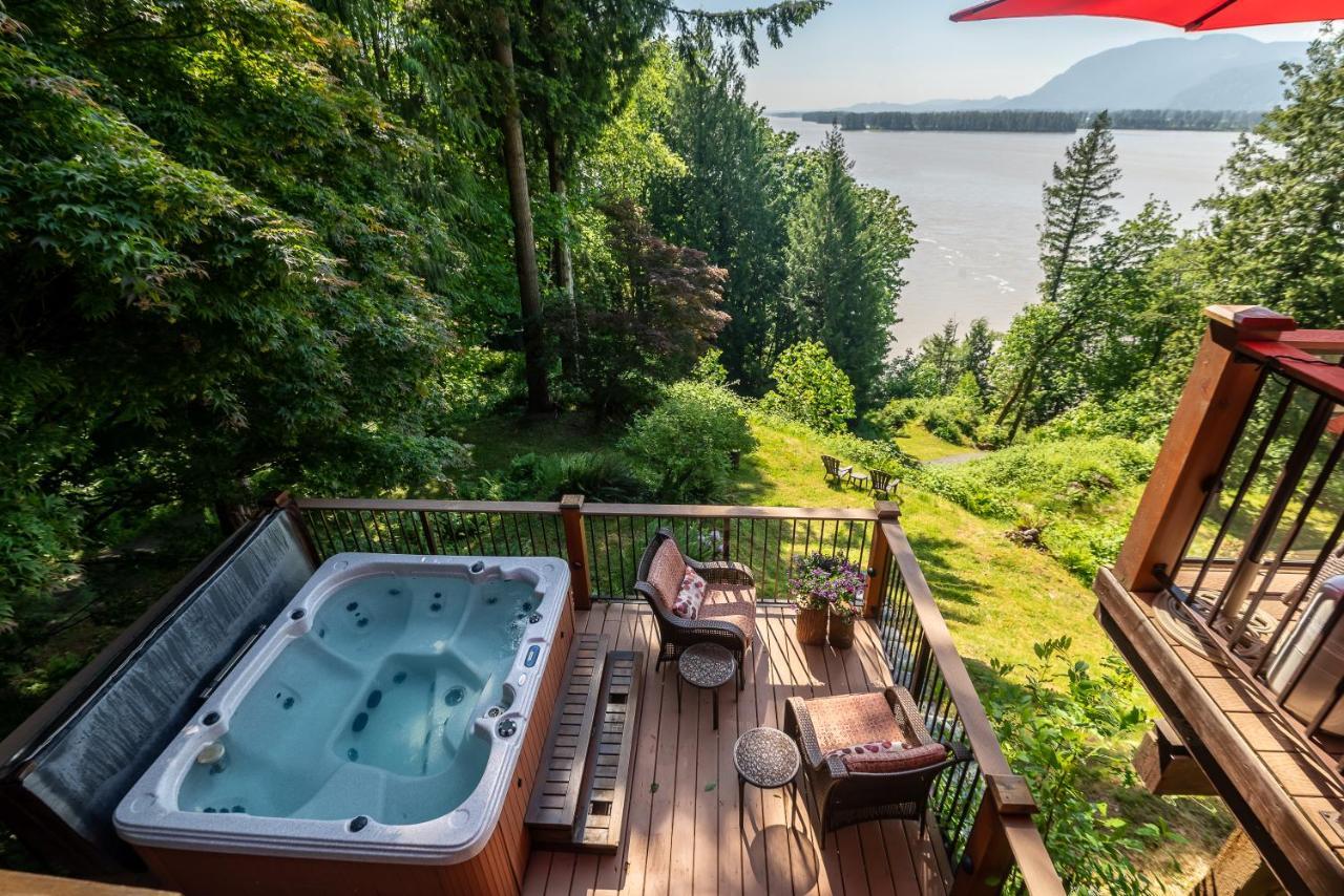 צ'יליוואק The Fraser River'S Edge B&B Lodge מראה חיצוני תמונה