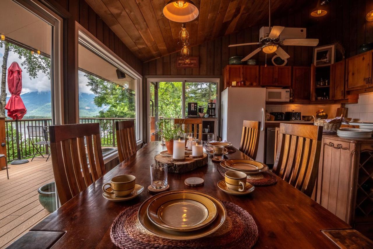 צ'יליוואק The Fraser River'S Edge B&B Lodge מראה חיצוני תמונה